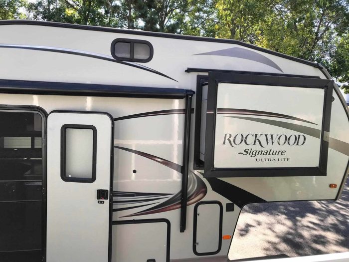 FIFTH WHEEL FOREST RIVER ROCKWOOD SIGNATURE 8265WS 28,5 PIEDS 2016 - Image 14