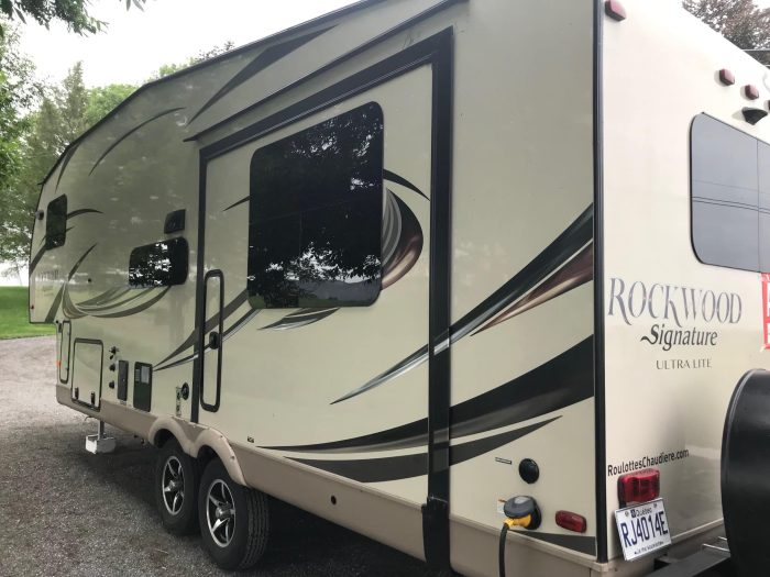 FIFTH WHEEL FOREST RIVER ROCKWOOD SIGNATURE 8265WS 28,5 PIEDS 2016 - Image 12