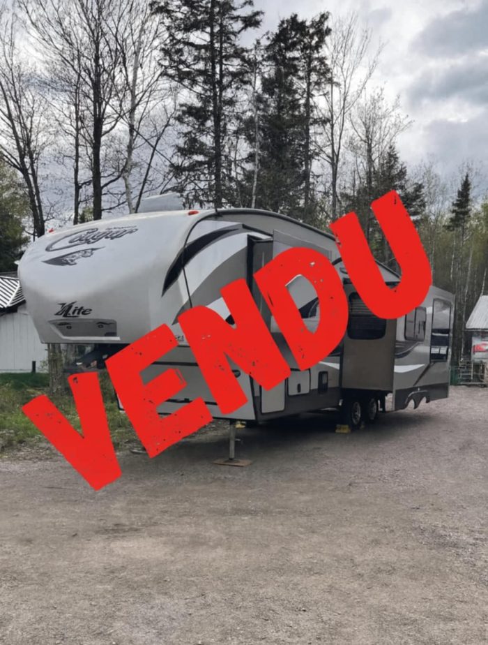 FIFTH WHEEL KEYSTONE COUGAR 27RKS 2016 30 PIEDS