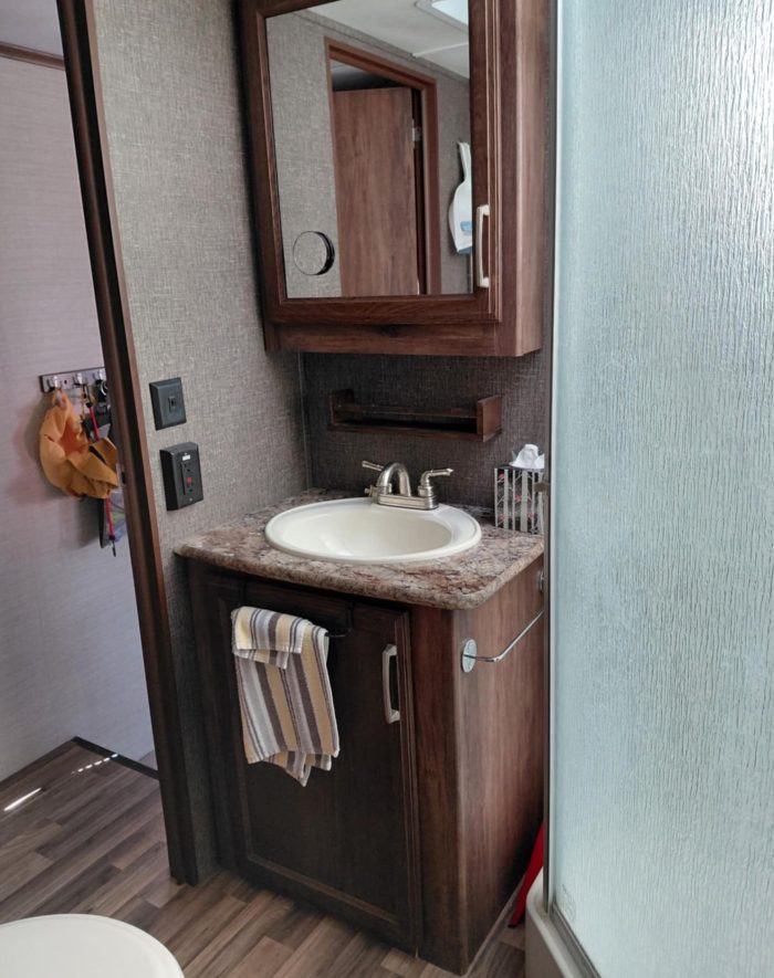 FIFTH WHEEL KEYSTONE COUGAR 27RKS 2016 30 PIEDS – Image 10