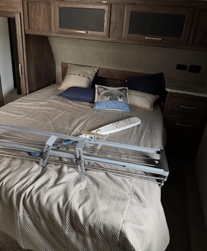 FIFTH WHEEL KEYSTONE COUGAR 336BH 2017 37 PIEDS 4 EXTENSIONS CUISINE EXTÉRIEUR (Copie) (Copie) – Image 12
