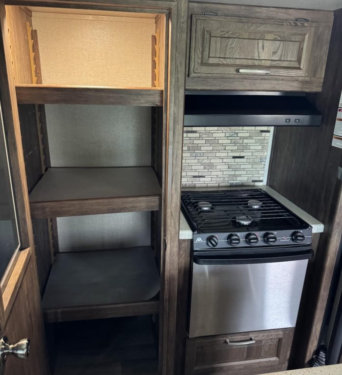 FIFTH WHEEL KEYSTONE COUGAR 336BH 2017 37 PIEDS 4 EXTENSIONS CUISINE EXTÉRIEUR (Copie) (Copie) – Image 9