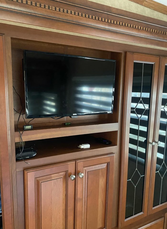 FIFTH WHEEL DUTCHMEN INFINITY 3855FL 2013 42 PIEDS 5 EXTENSIONS SALON AVANT – Image 23