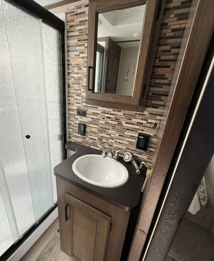 FIFTH WHEEL CRUSADER CSF29 2020 34 PIEDS 2 CHAMBRES LIT QUEEN – Image 8