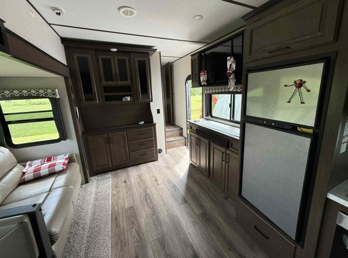 FIFTH WHEEL CRUSADER CSF29 2020 34 PIEDS 2 CHAMBRES LIT QUEEN – Image 5