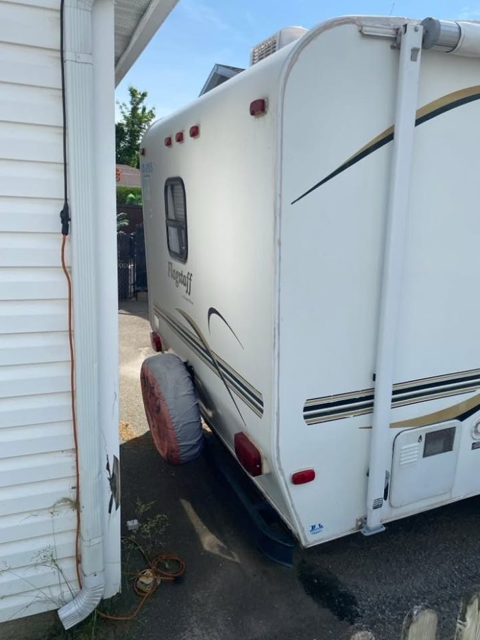 FIFTH WHEEL FOREST RIVER FLAGSTAFF MODÈLE FLF23 2001 23 PIEDS 3400 LBS – Image 9