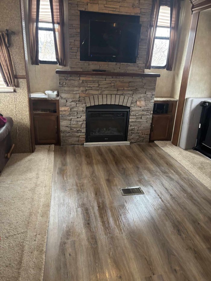 FIFTH WHEEL FOREST RIVER WILDWOOD HERITAGE GLEN LITE 327RES 2014 36 PIEDS – Image 7