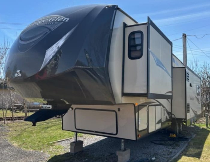 FIFTH WHEEL FOREST RIVER WILDWOOD HERITAGE GLEN LITE 327RES 2014 36 PIEDS