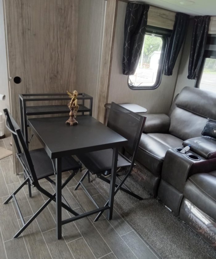 ROULOTTE 23 PIEDS ALPHA WOLF CHEROKEE 22SW FOREST RIVER 2020 – Image 4