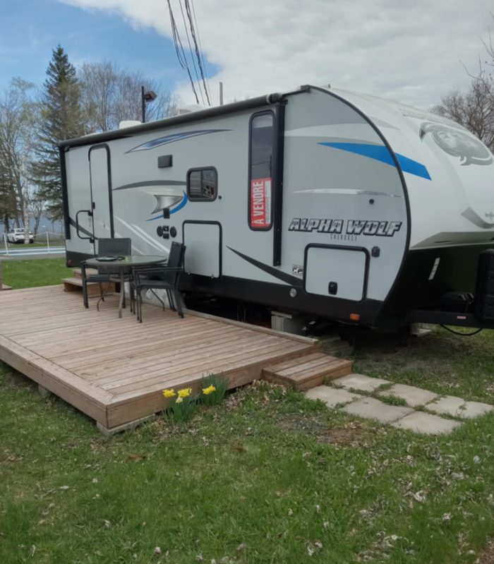 ROULOTTE 23 PIEDS ALPHA WOLF CHEROKEE 22SW FOREST RIVER 2020