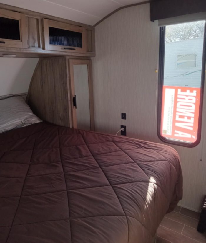 ROULOTTE 23 PIEDS ALPHA WOLF CHEROKEE 22SW FOREST RIVER 2020 – Image 7
