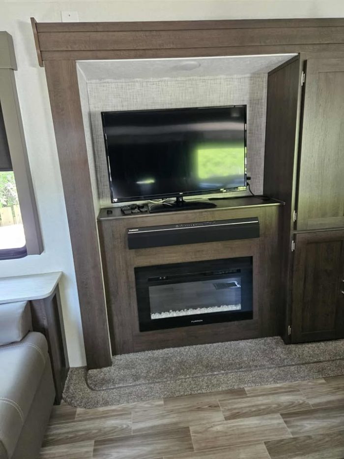 ROULOTTE FOREST RIVER WILDWOOD 27RES 2019 30 PIEDS avec ou sans set up – Image 10