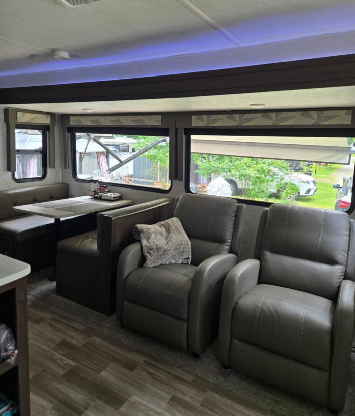 ROULOTTE FOREST RIVER WILDWOOD 27RES 2019 30 PIEDS avec ou sans set up – Image 6