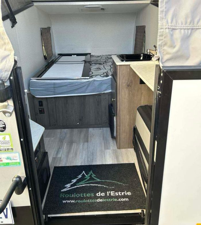 ROULOTTE POPOP COACHMEN CLIPPER EXPRESS 9.0 TD 2022 13 PIEDS 1400LBS – Image 2