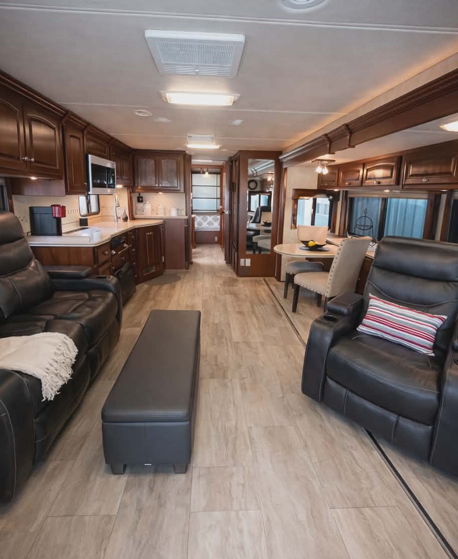 Motorise classe A Mandalay 40 pieds 2005 - 4 extensions – Image 9